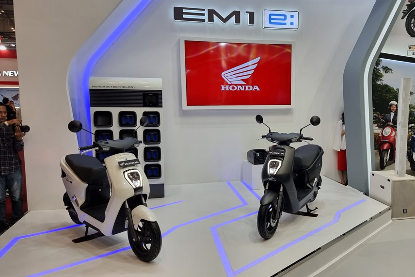 Motomobi News Honda Em E Motor Listrik Ahm Diperkenalkan Di Giias