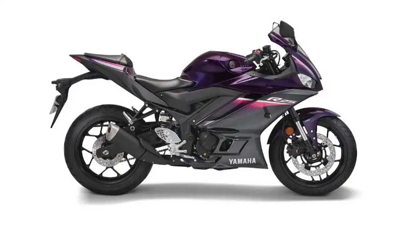 Yamaha R25 ungu