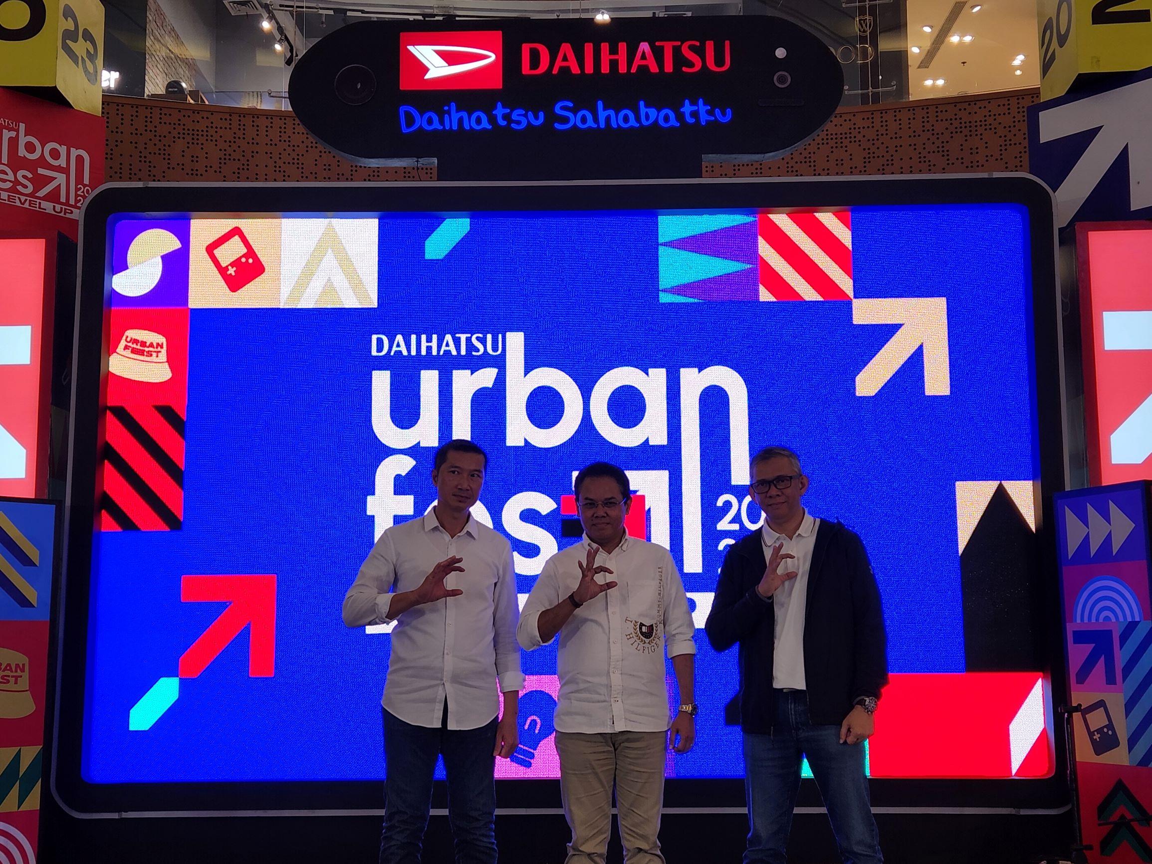 Manajemen Daihatsu resmi membuka program Daihatsu Urban Fest di Summarecon Mall Bekasi pada 19 Mei 2023 2