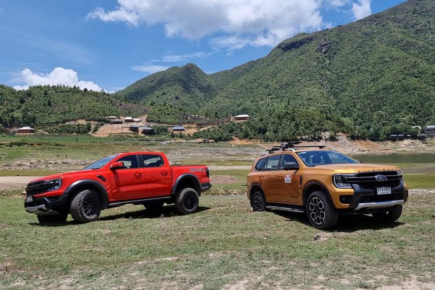 Ford luncurkan Ranger Raptor dan Everest baru