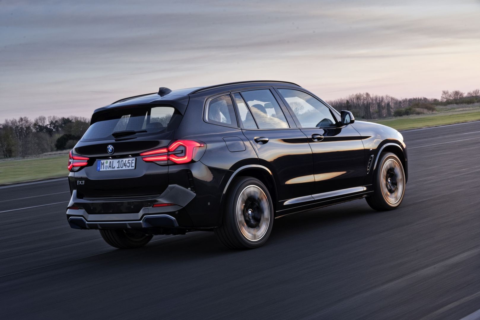 bmw starts building new battery plant for all electric x sport utility vehicles 2