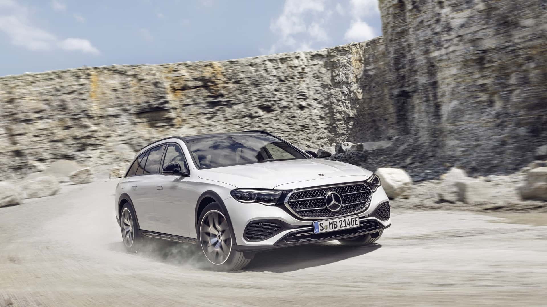 2024 mercedes benz e class all terrain debuts it s on its way to the us 2