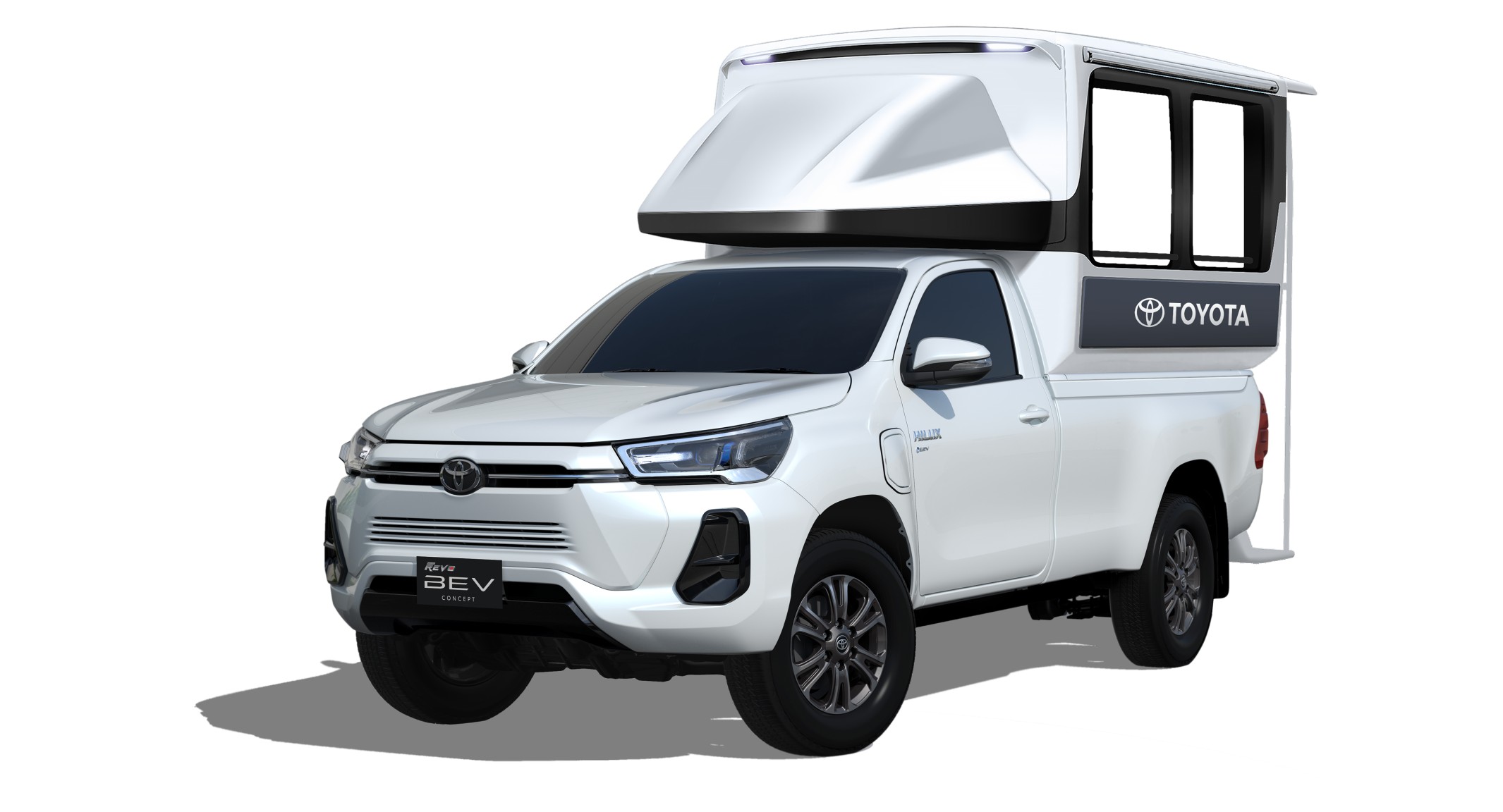 Toyota Hilux Revo BEV Concept 5
