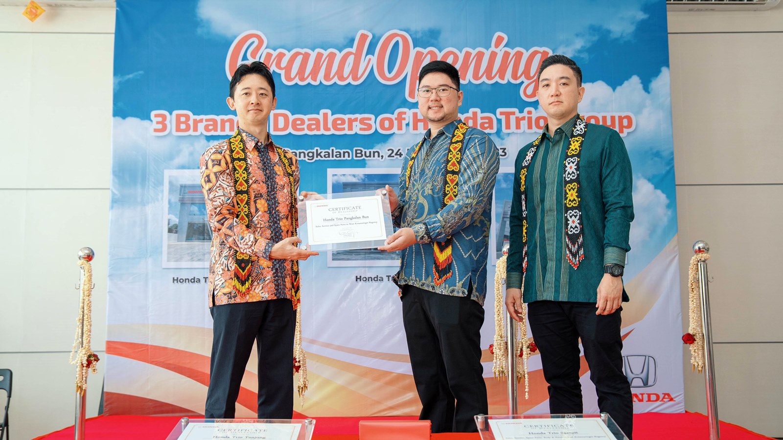 grand opening Honda Trio Kalimantan