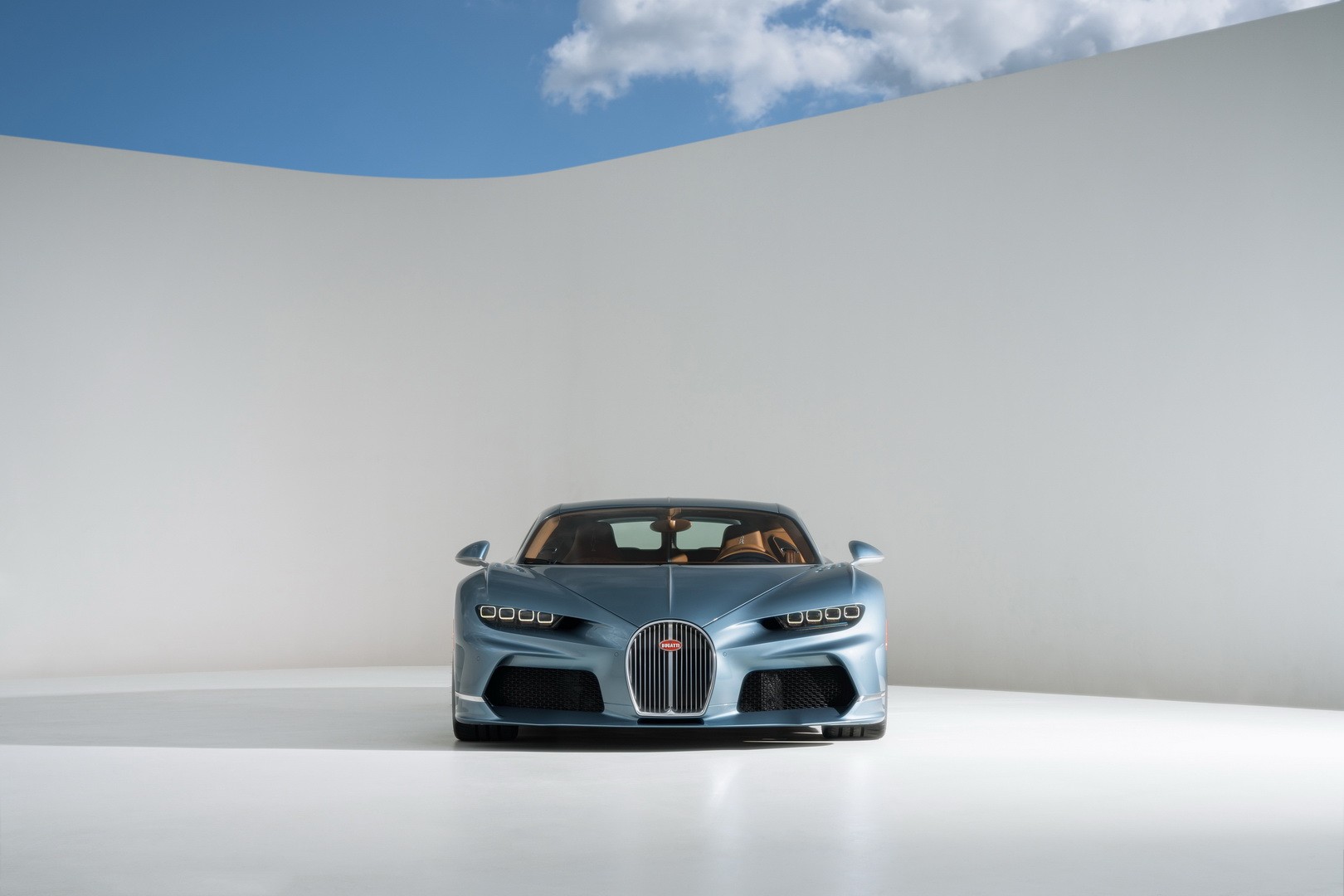 new bugatti chiron super sport 57 one of one belongs to a 70 yo lady who loves hypercars 2