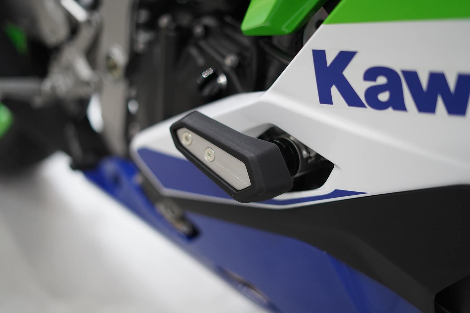 Kawasaki Ninja 40th annyversary engine guard. 