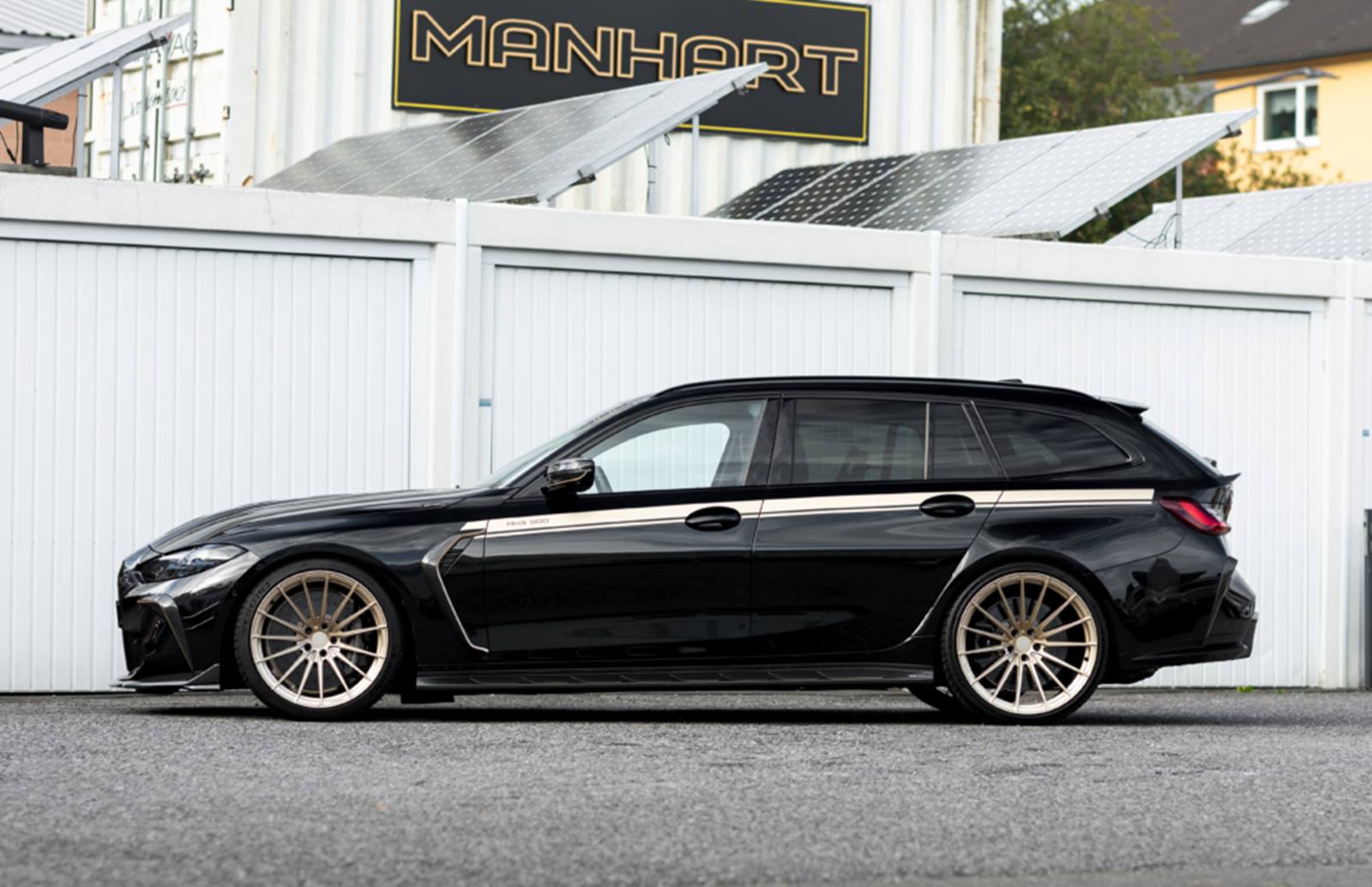 Manhart MH3 800 berbasis BMW M3 Touring