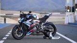 bmw-m-1000-r-debuts-with-over-200-horsepower-makes-life-a-ride_28