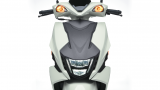 Suzuki-Avenis-125-Front-Light-On