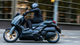 Yamaha-Xmax-2023-3