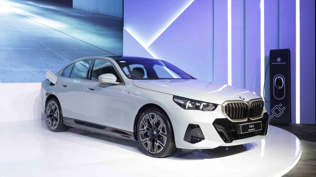 Motomobi News | BMW i5 Diperkenalkan di Indonesia, Harga Masih Rahasia ...