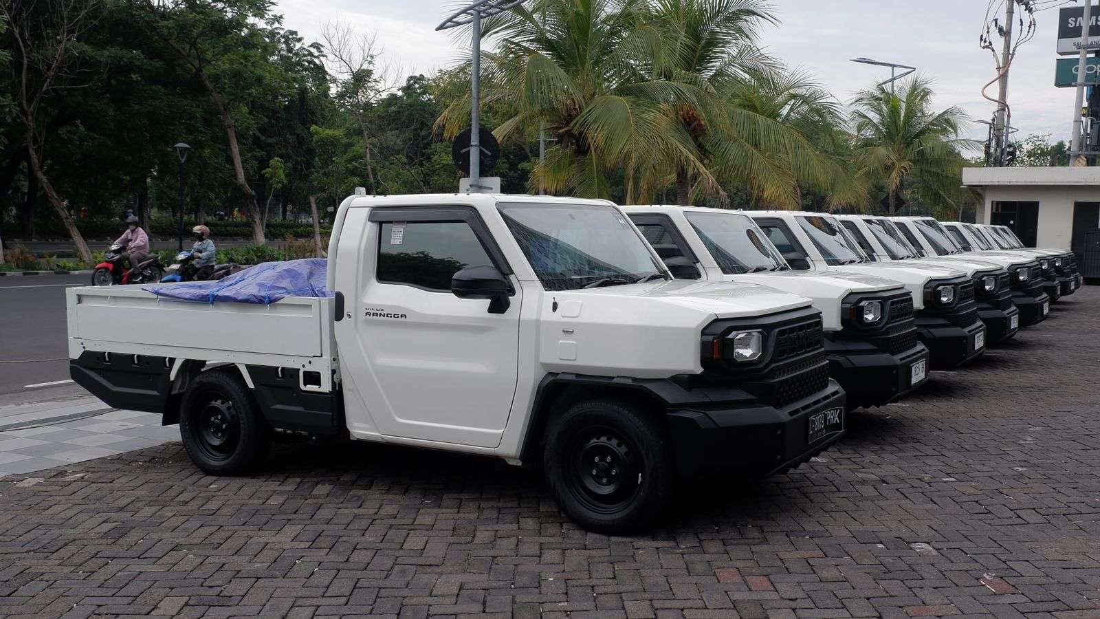 Toyota HIlux Rangga di Surabaya