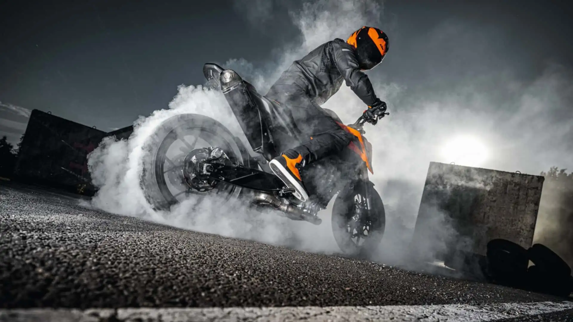 KTM luncurkan 790 Duke 2025