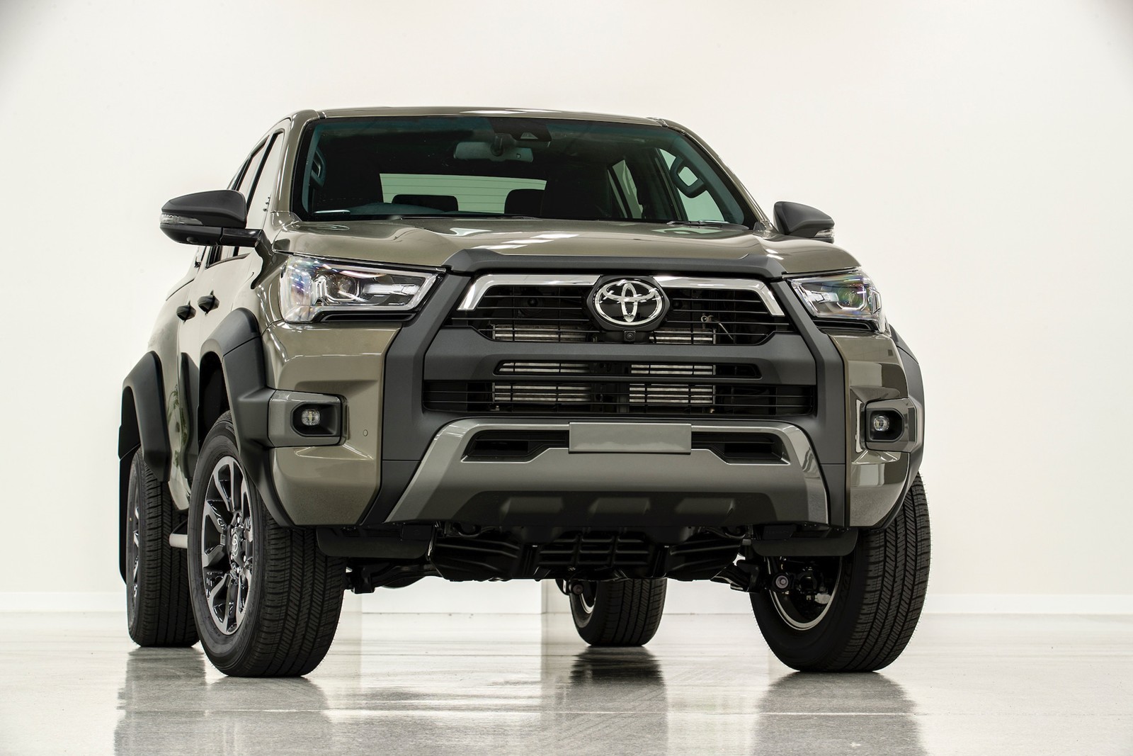 Toyota Hilux Rogue