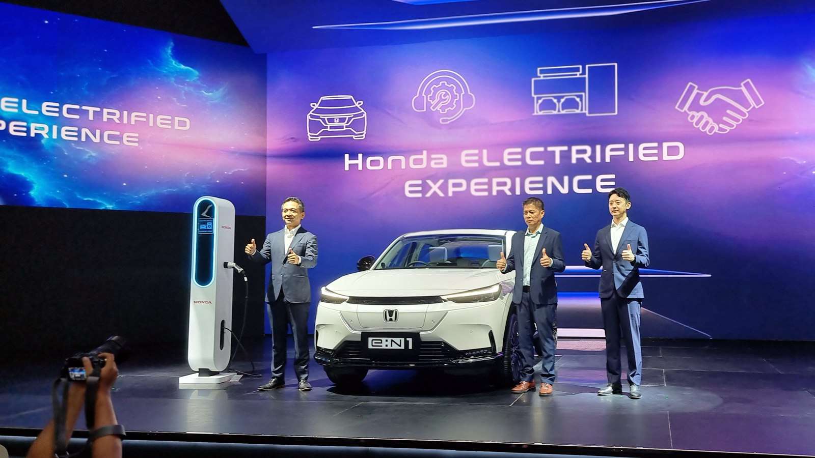 Peluncuran Honda e:N1 di IIMS 2025