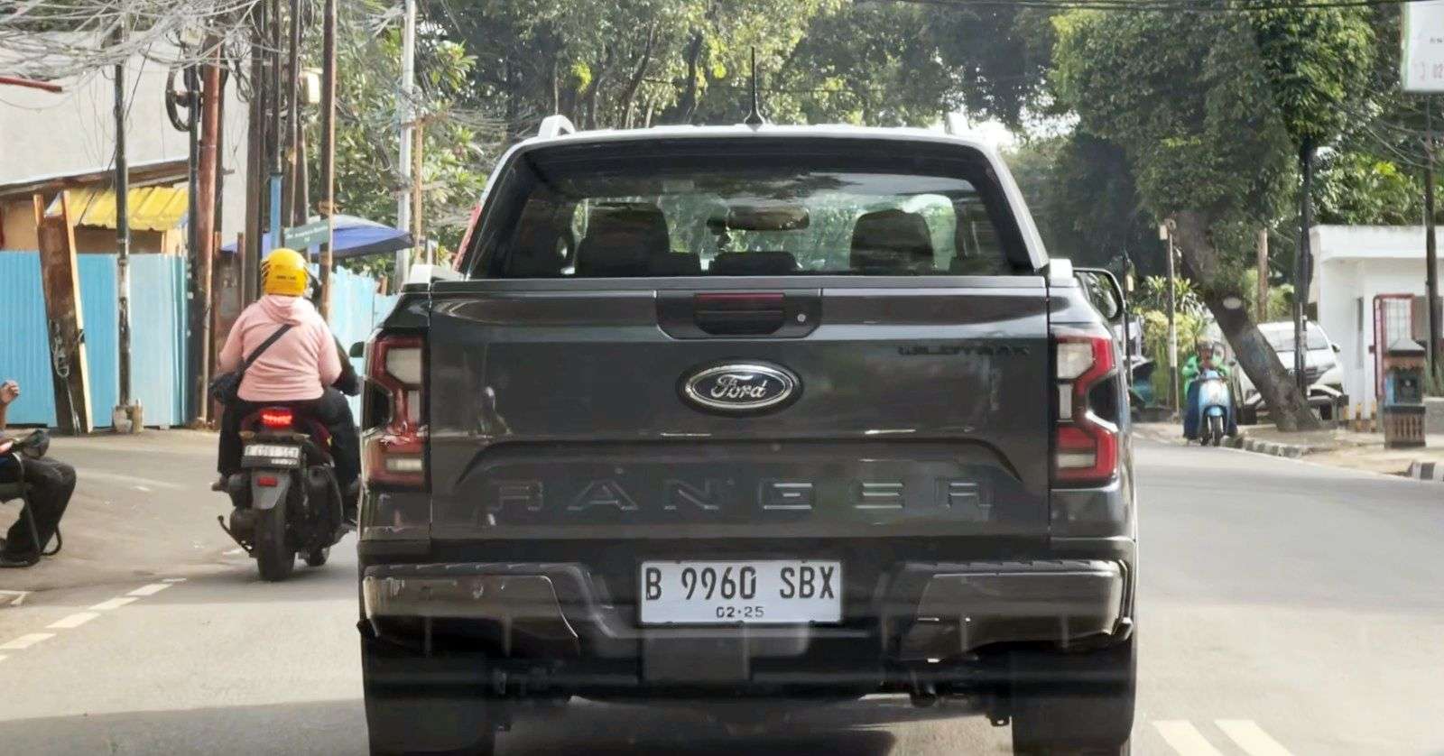 Tampak belakang Ford Ranger Wildtrac