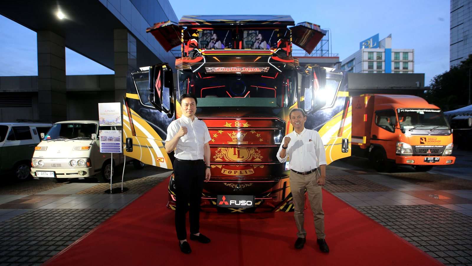 Truk mitsubishi Fuso dimodifikasi