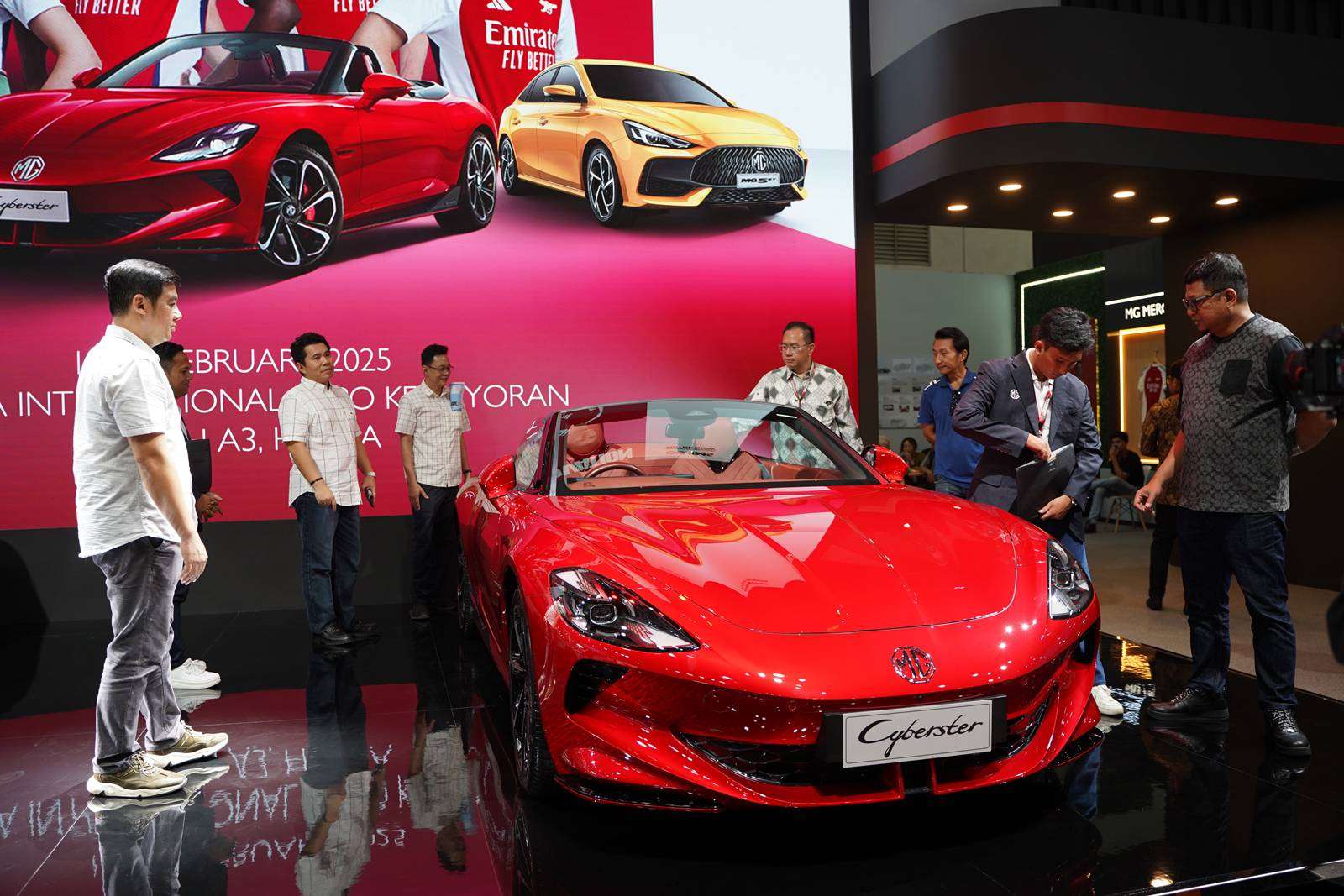 Mobil MG Cyberster di IIMS 2025