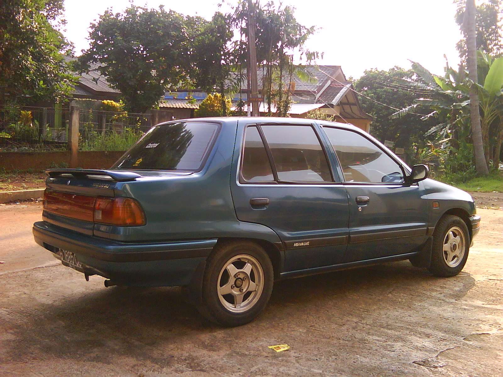 mobil bekas Rp 30 jutaan