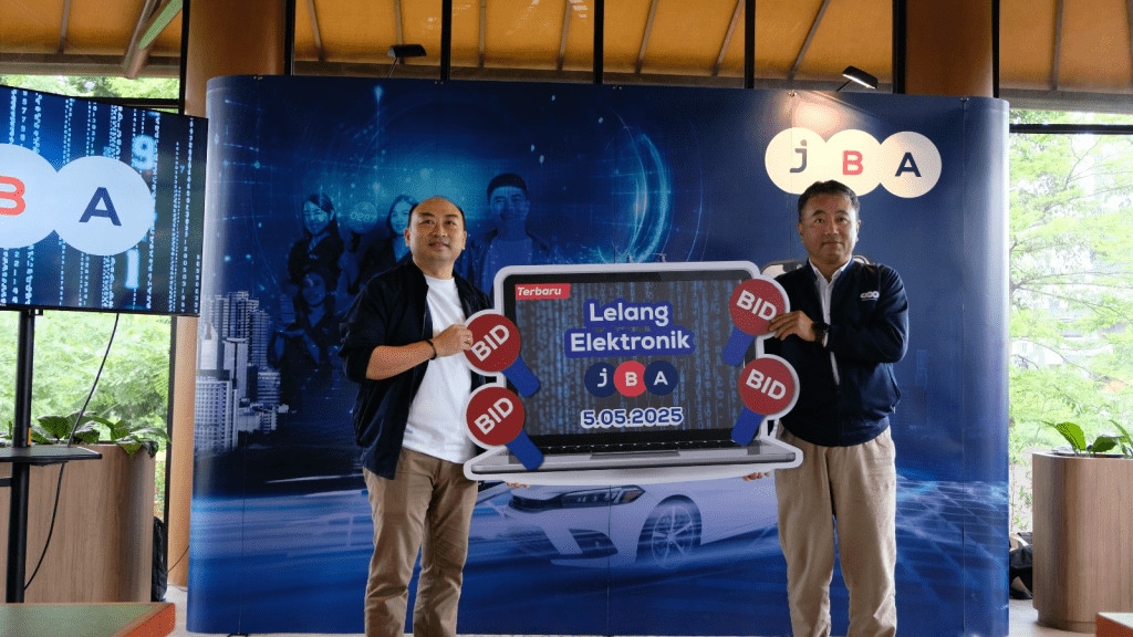 Lelang mobil listrik di JBA Indonesia