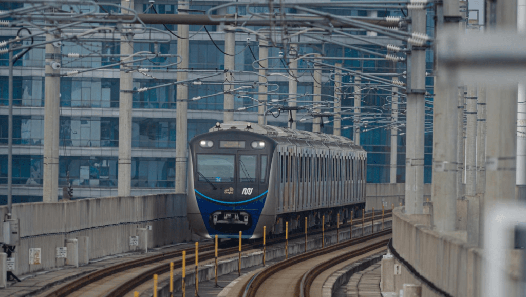 Naik MRT dan LRT gratis di Jakarta