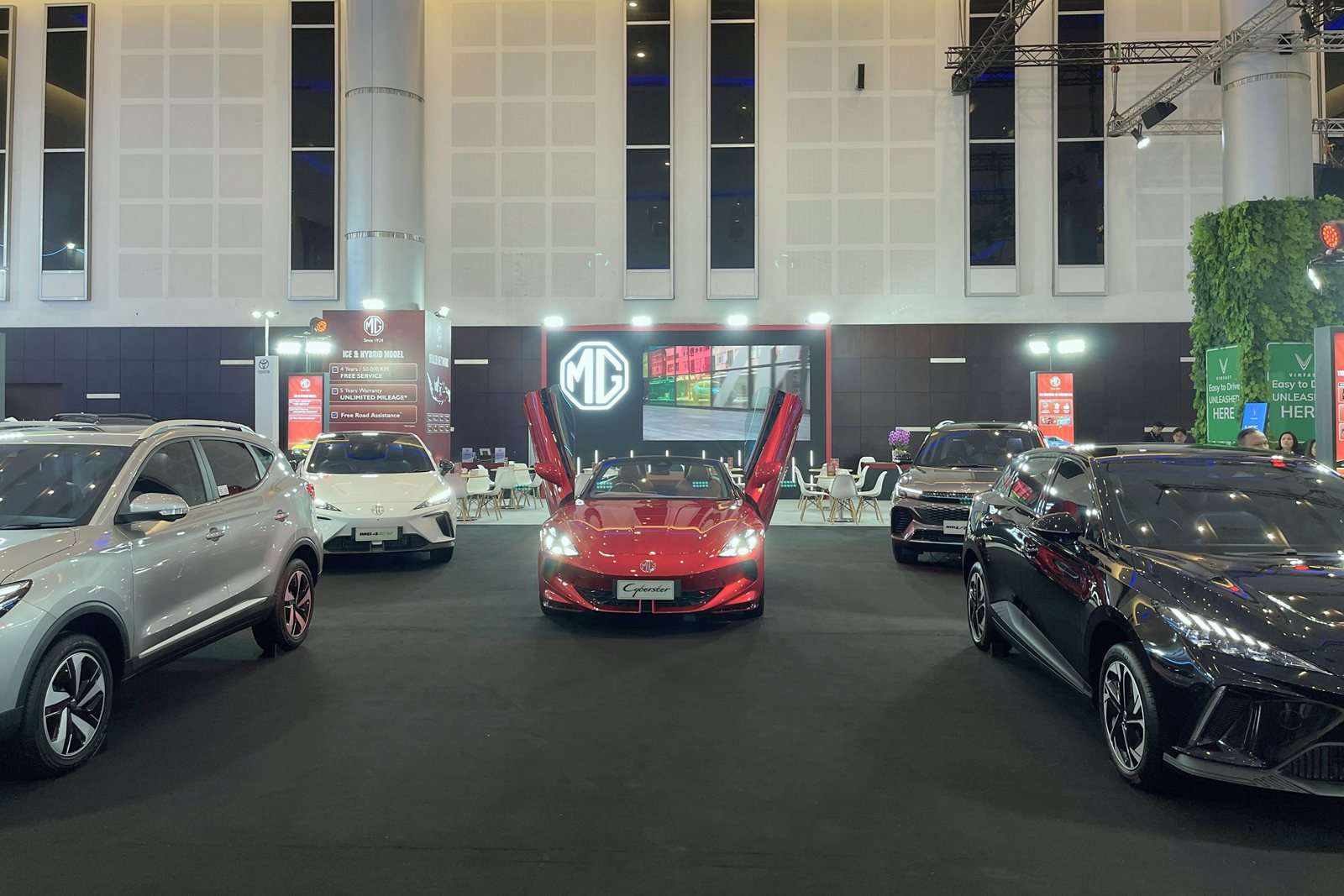 MG Cyberster di IIMS Surabaya 2025