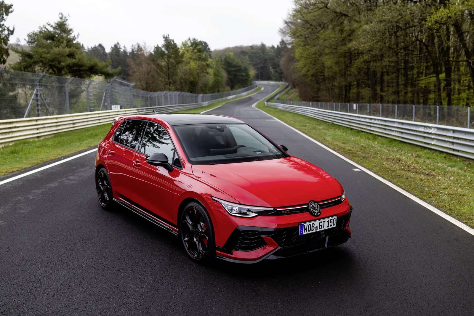 VW Golf GTI terkencang.