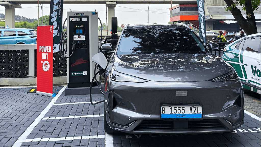 Voltron sediakan Charging Station untuk Dealer Geely.