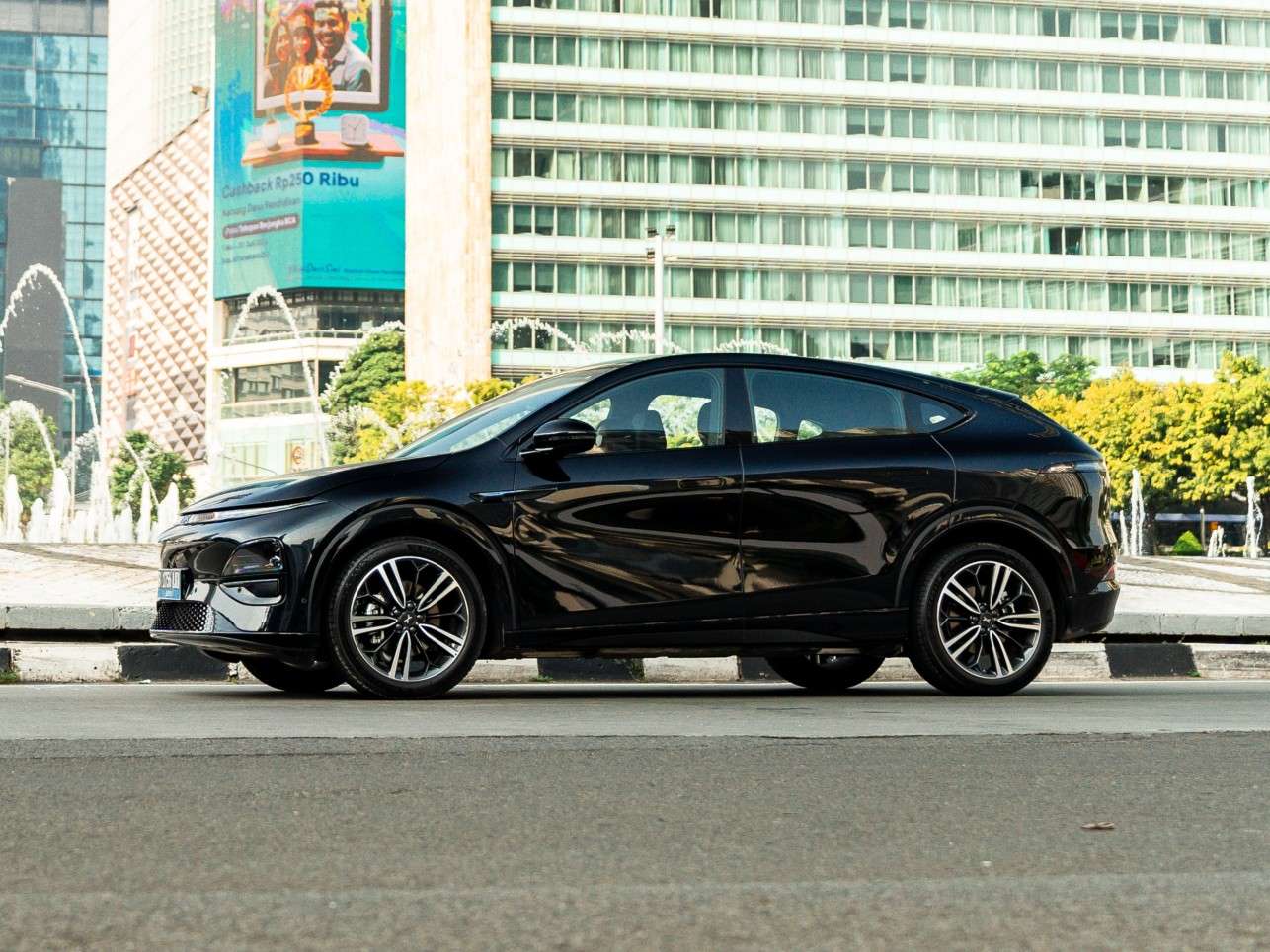 Xpeng G6 harganya mulai dari 599 jutaan.