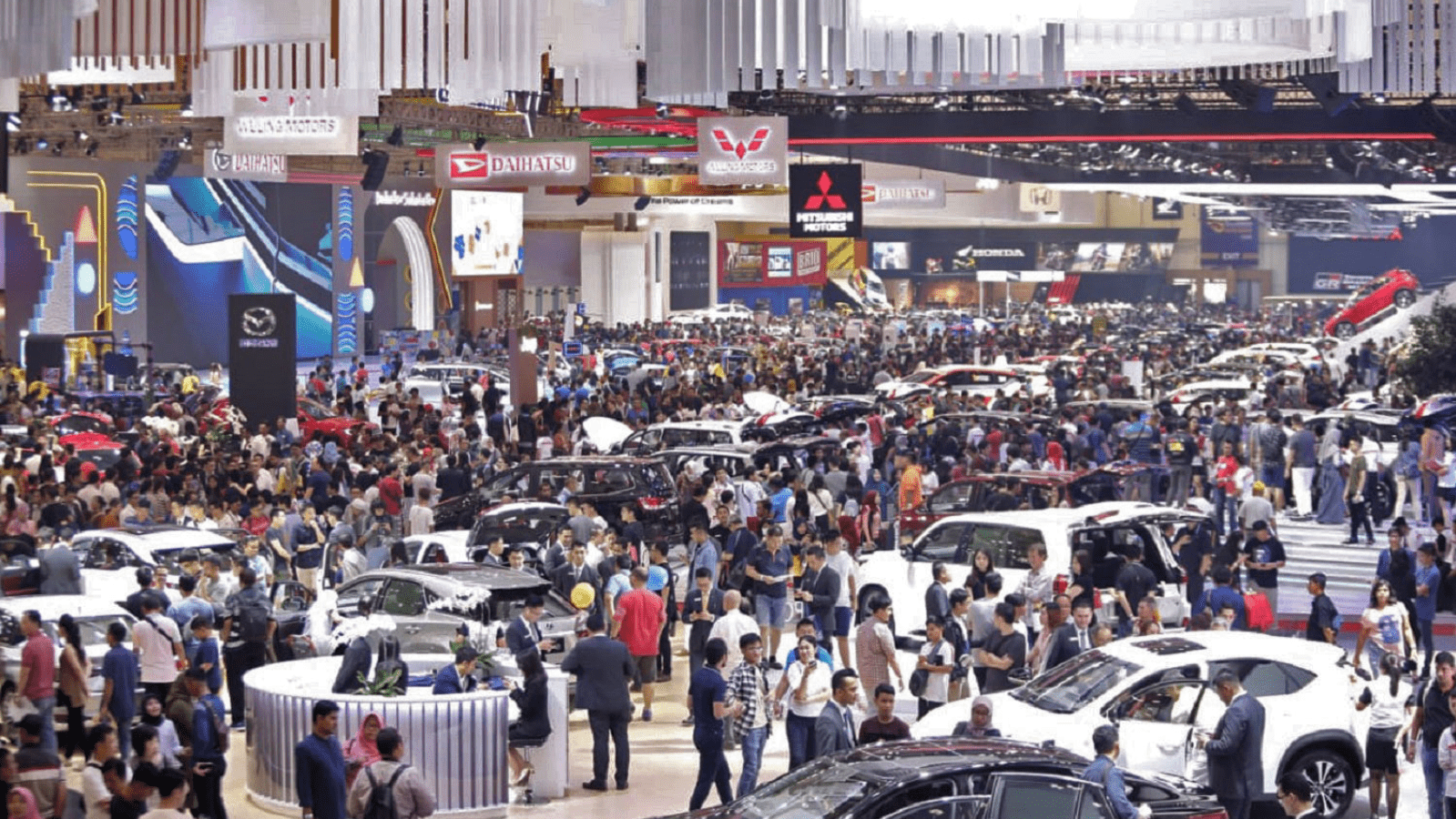 penjualan mobil bulan juni 2025