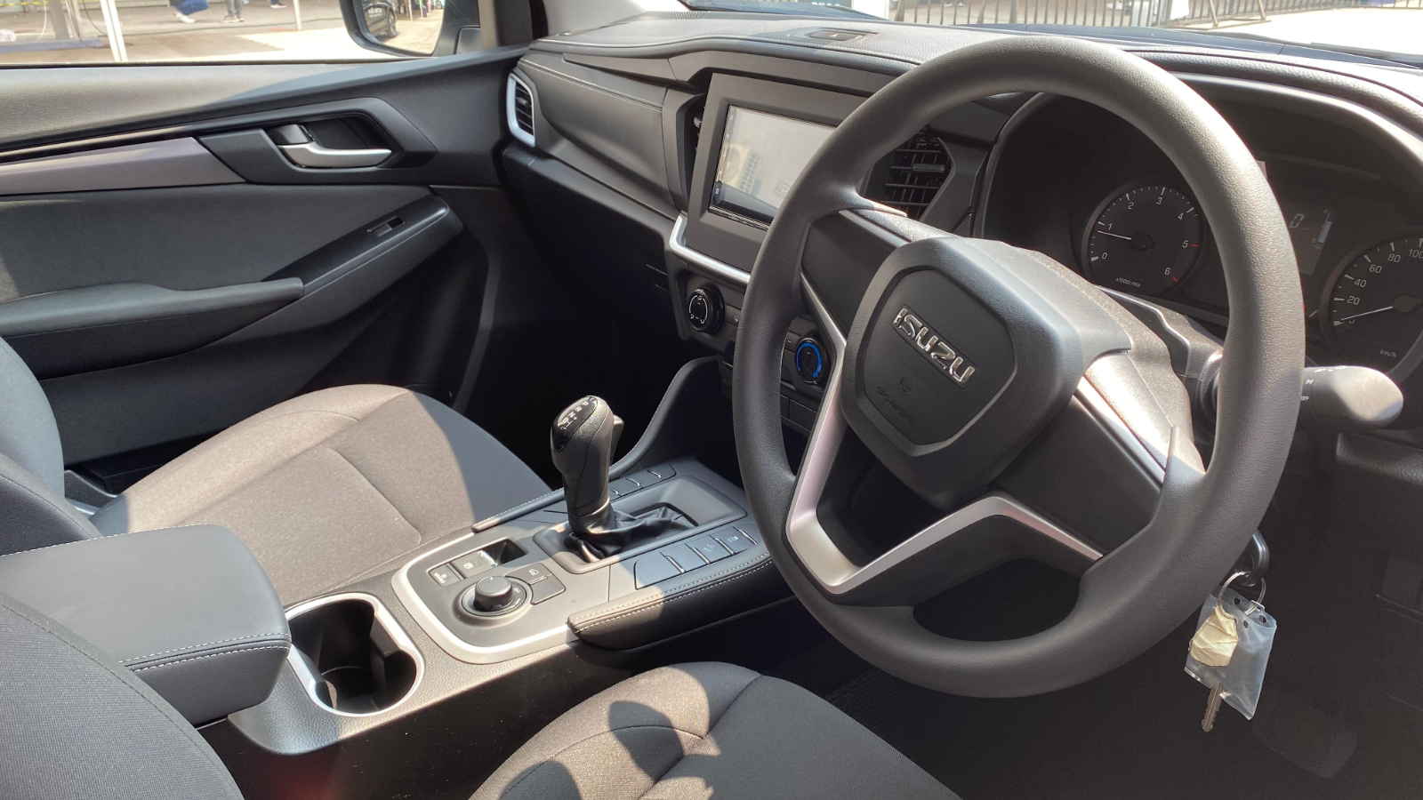 First drive isuzu mu-x 4wd