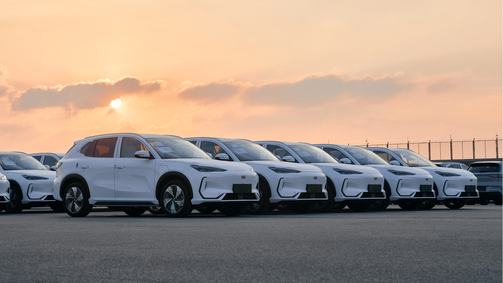 penjualan geely global