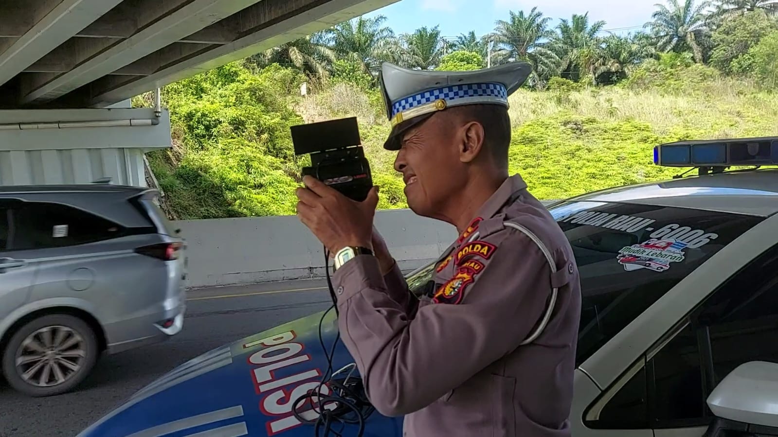 batas kecepatan mobil di jalan tol