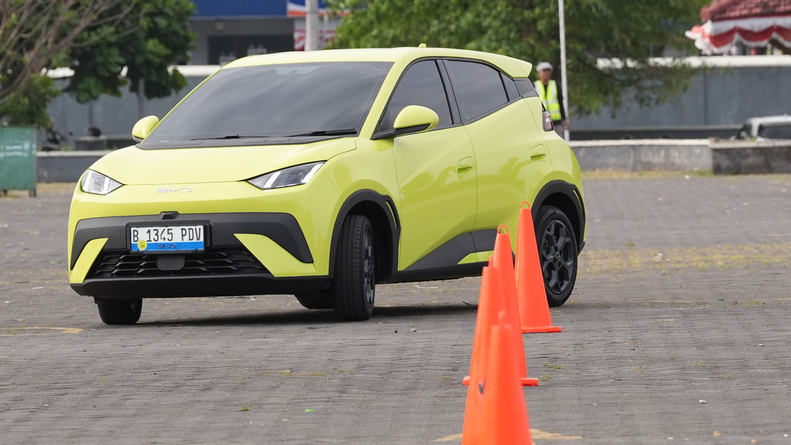 test drive byd atto 1