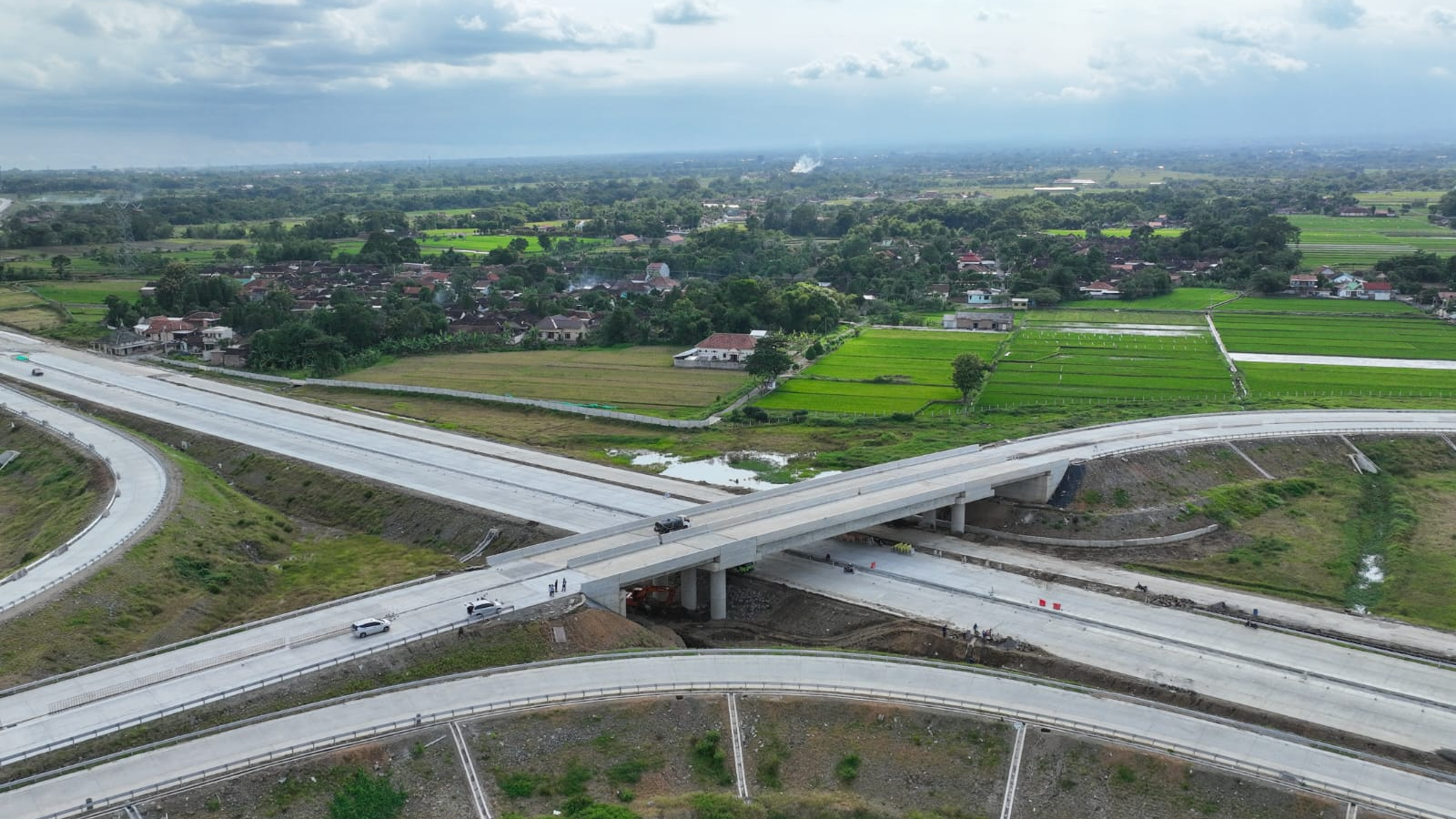batas kecepatan mobil di jalan tol