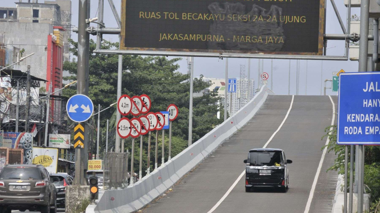 tarif tol becakayu