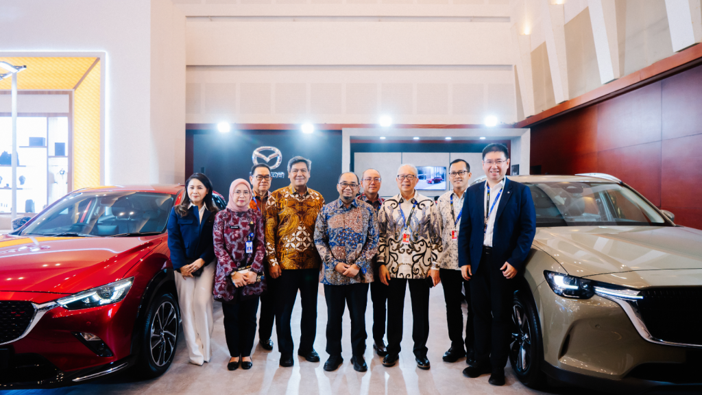 Mazda hadir di GIIAS Surabaya 2025