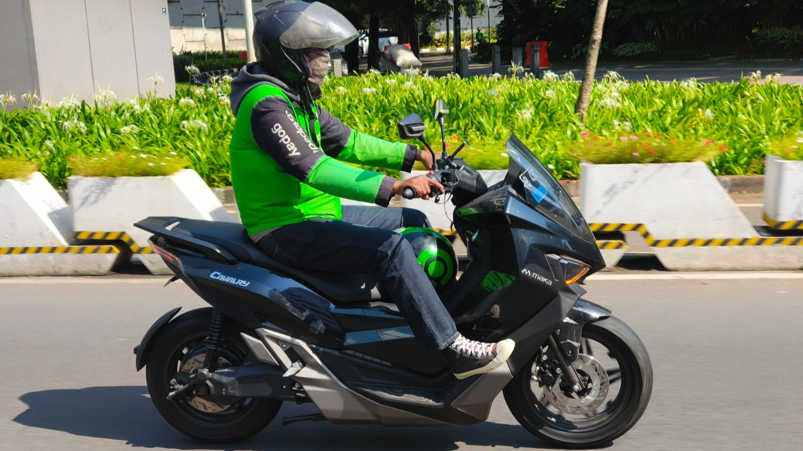 motor listrik maka cavalry