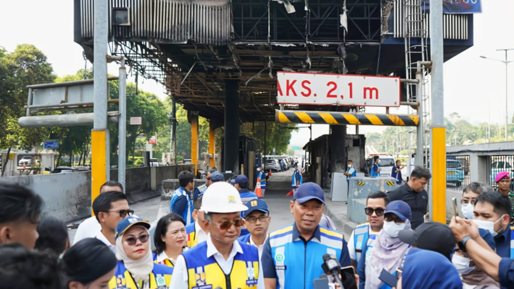 Gerbang Tol Dalam Kota sudah bisa dilewati