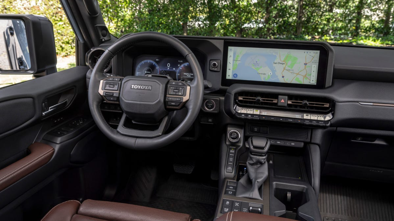 Toyota land cruiser fj terbaru