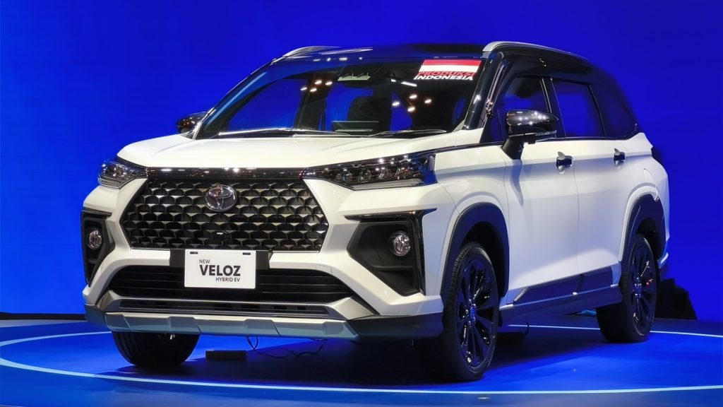 delivery toyota veloz hybrid
