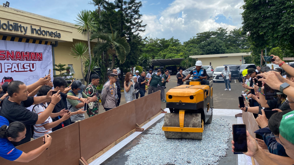 busi palsu ngk dimusnahkan