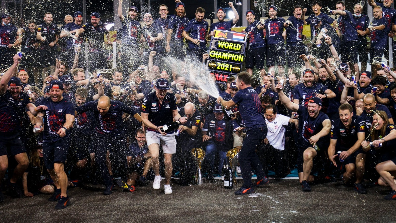 Honda putus kemitraan dengan red bull group