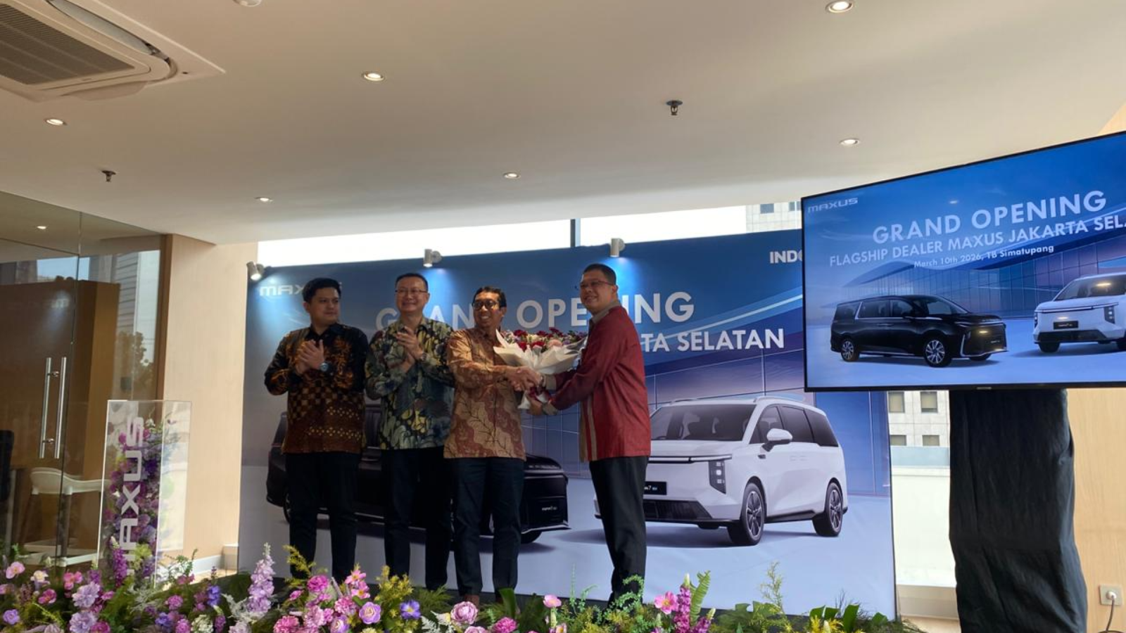 Dealer Maxus Simatupang
