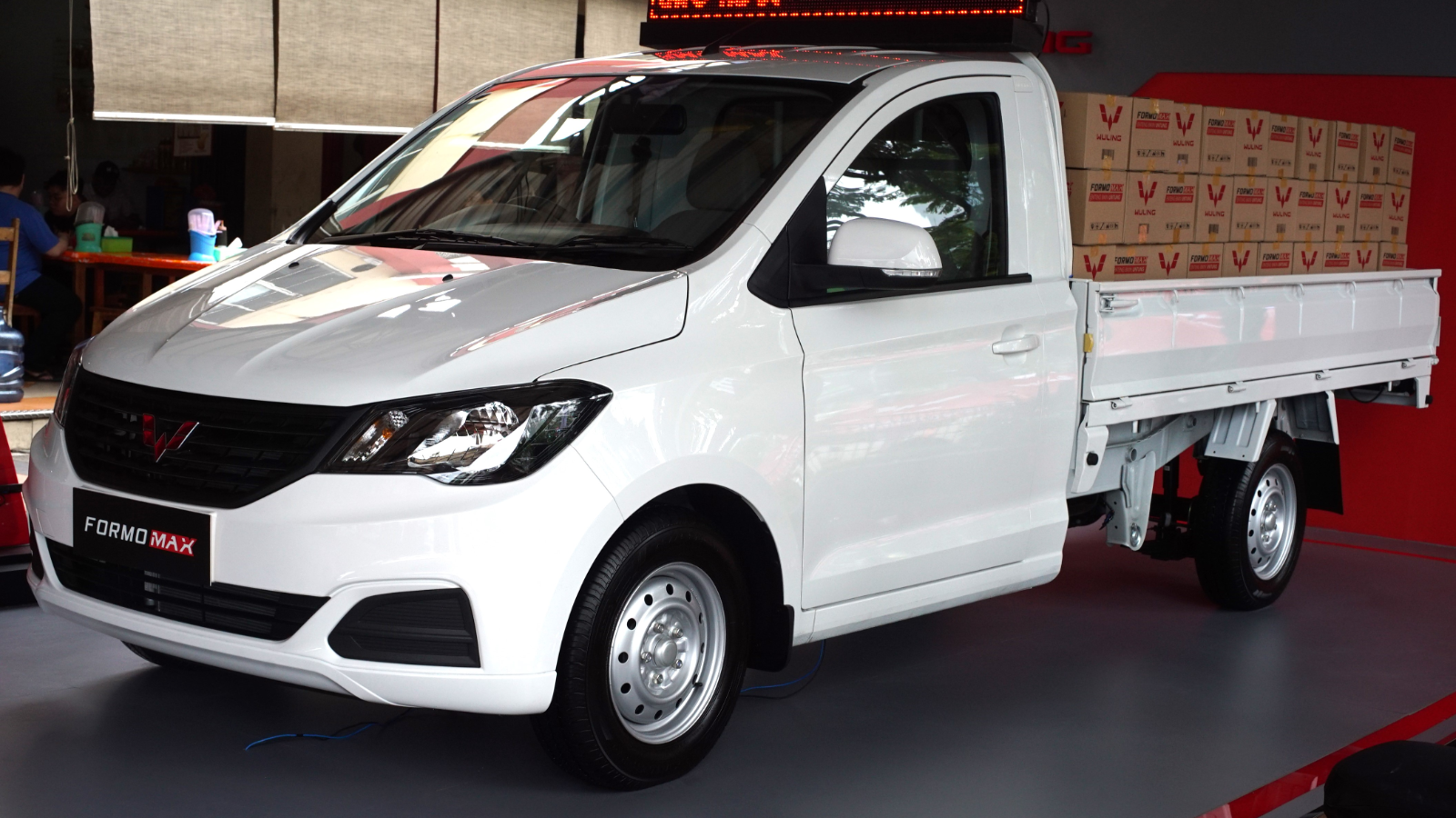 Wuling Formo Max dan Mitra EV