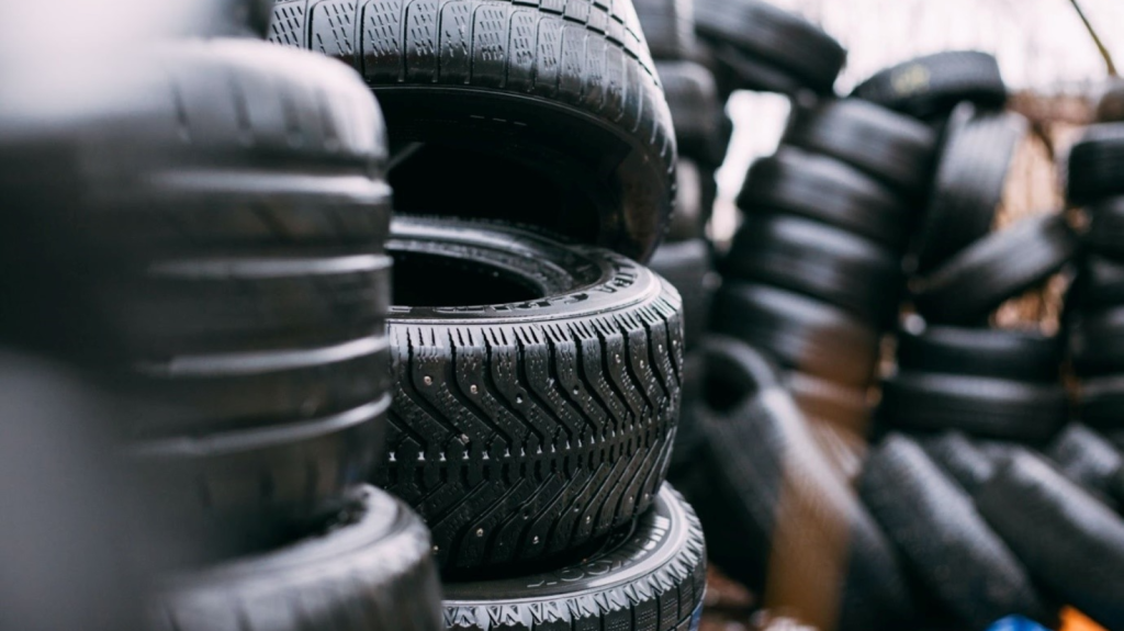 perbedaan ban tubeless dan ban biasa