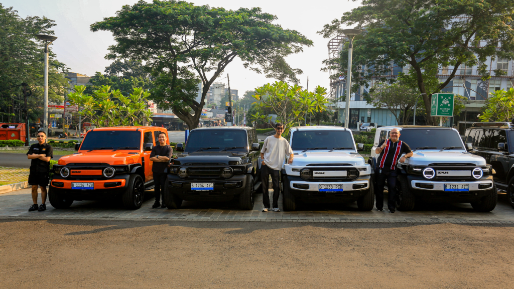 iCAR V23 resmi diserahkan ke konsumen
