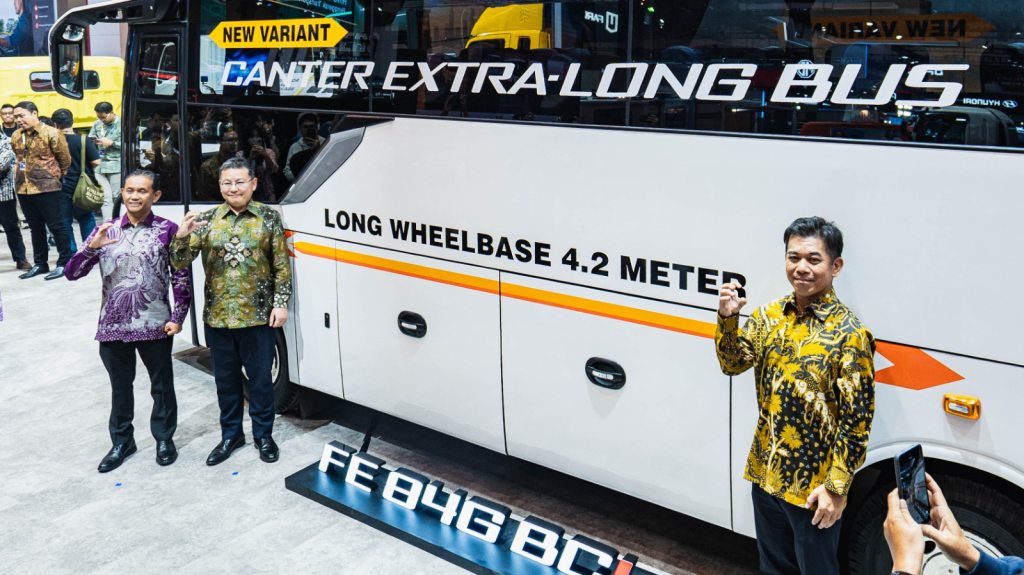 Fuso Canter Canter Extra Long Bus