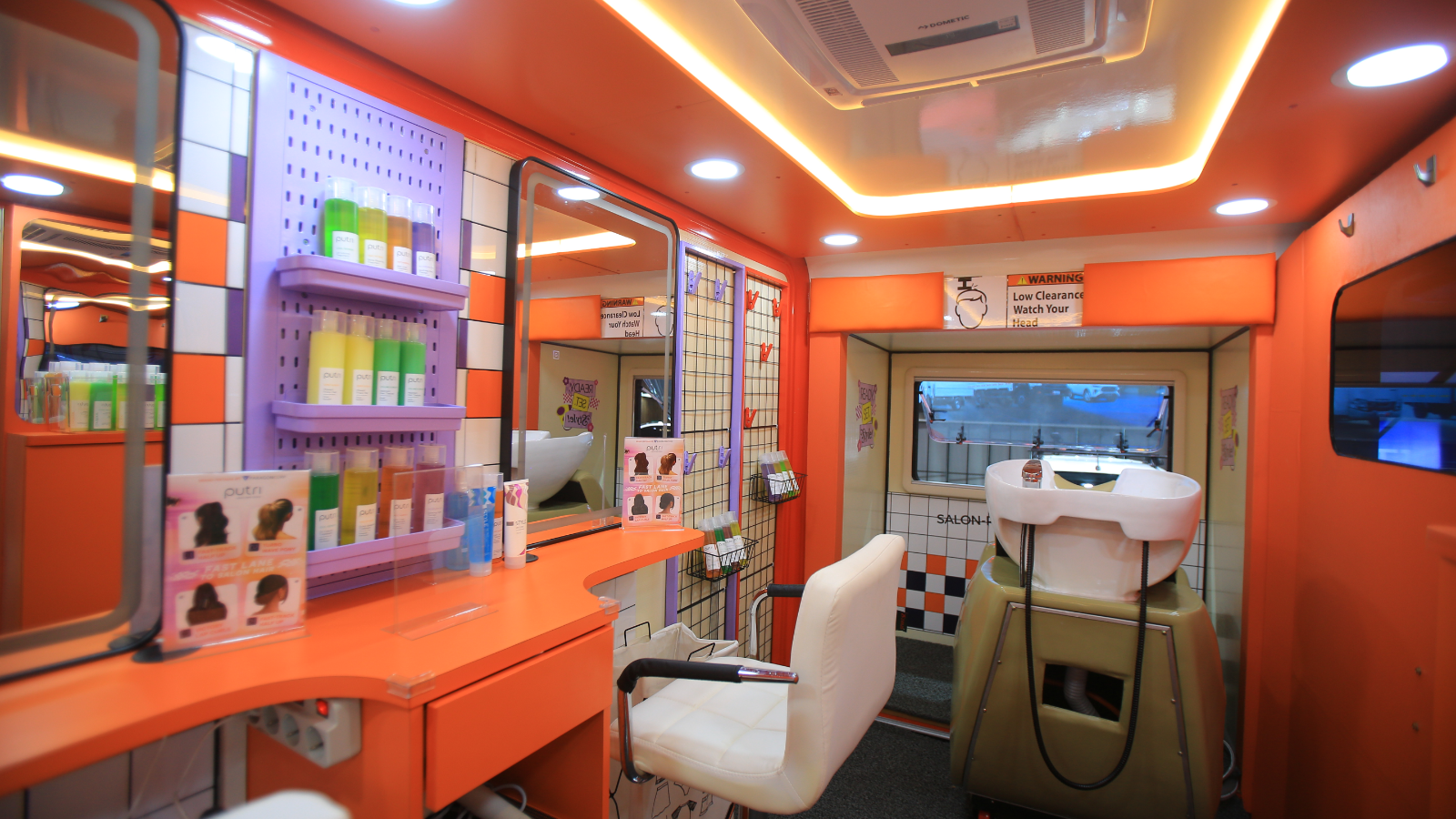 mobile beauty salon di GIIAS 2026.