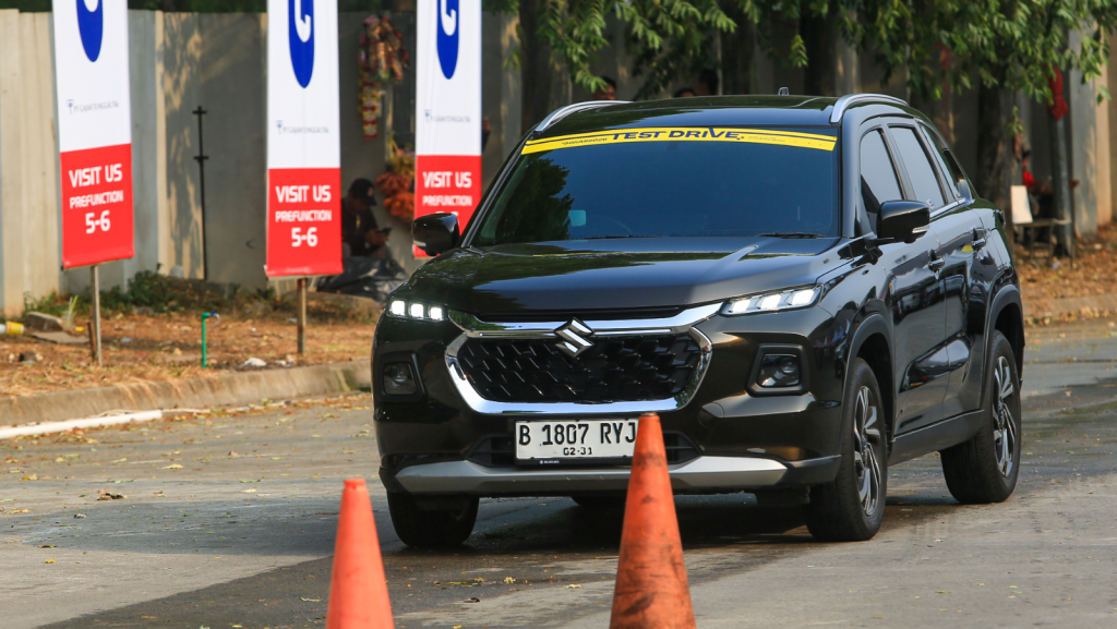Mencoba Suzuki Grand Vitara